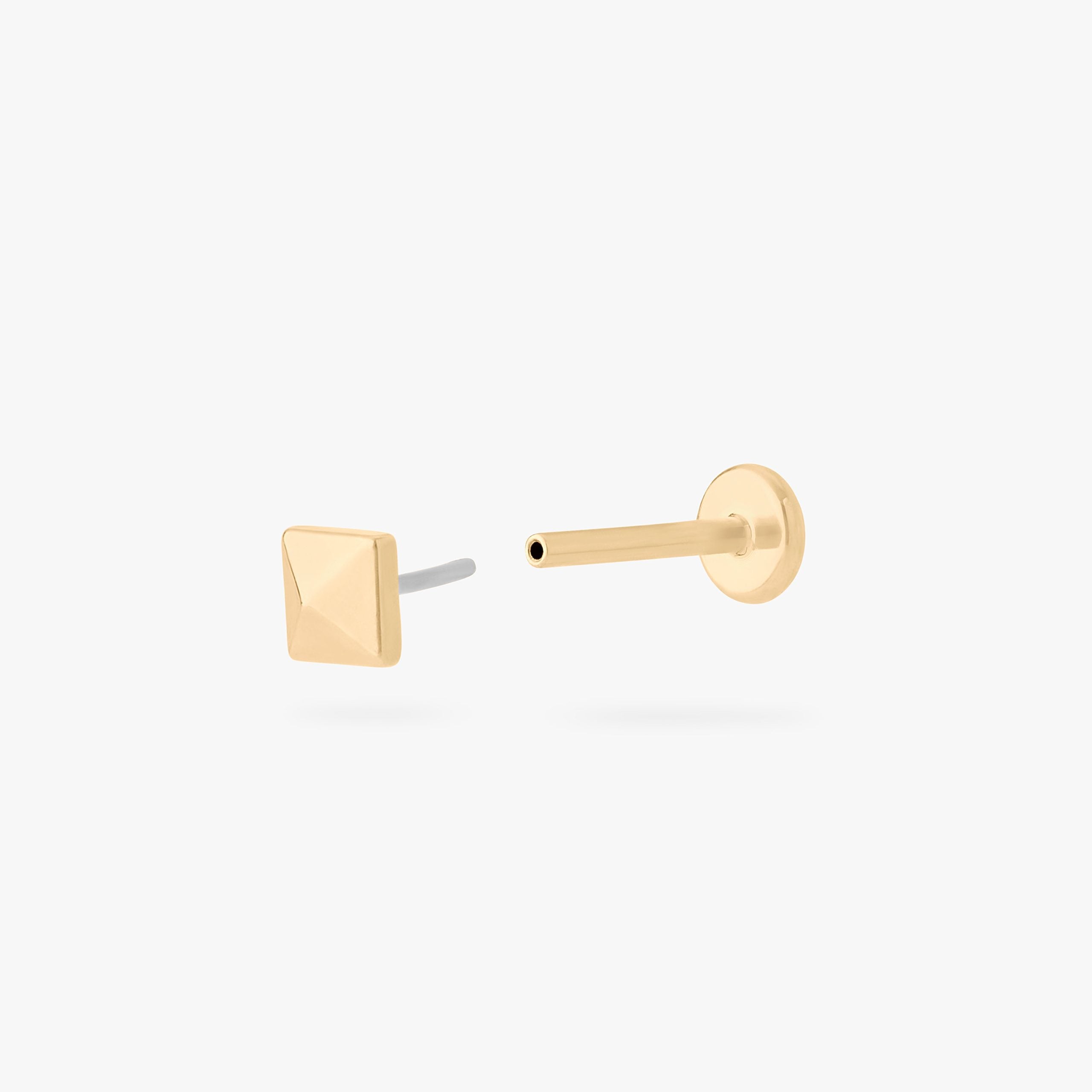 Pyramid Flatback Stud