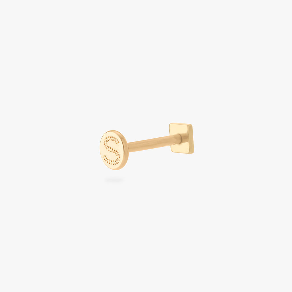 Pyramid Flatback Stud