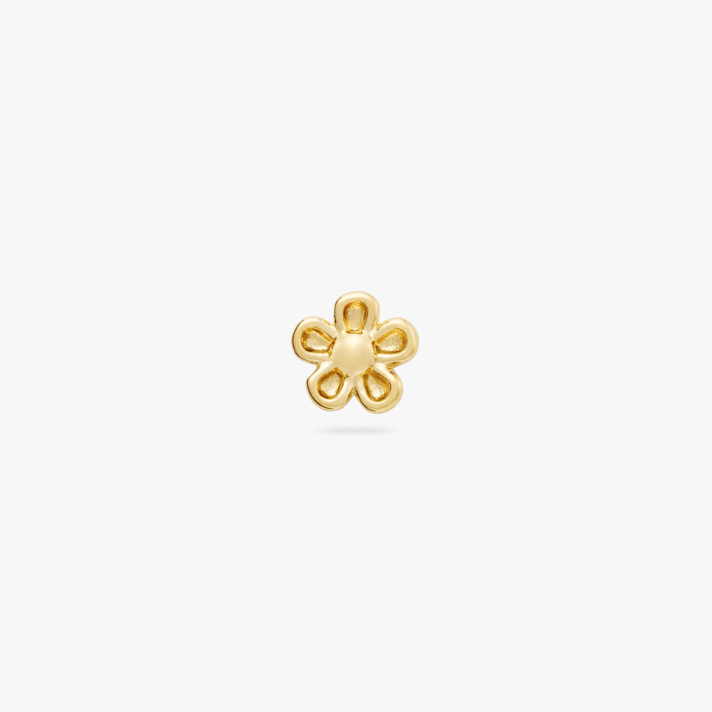 Daisy Flower Stud