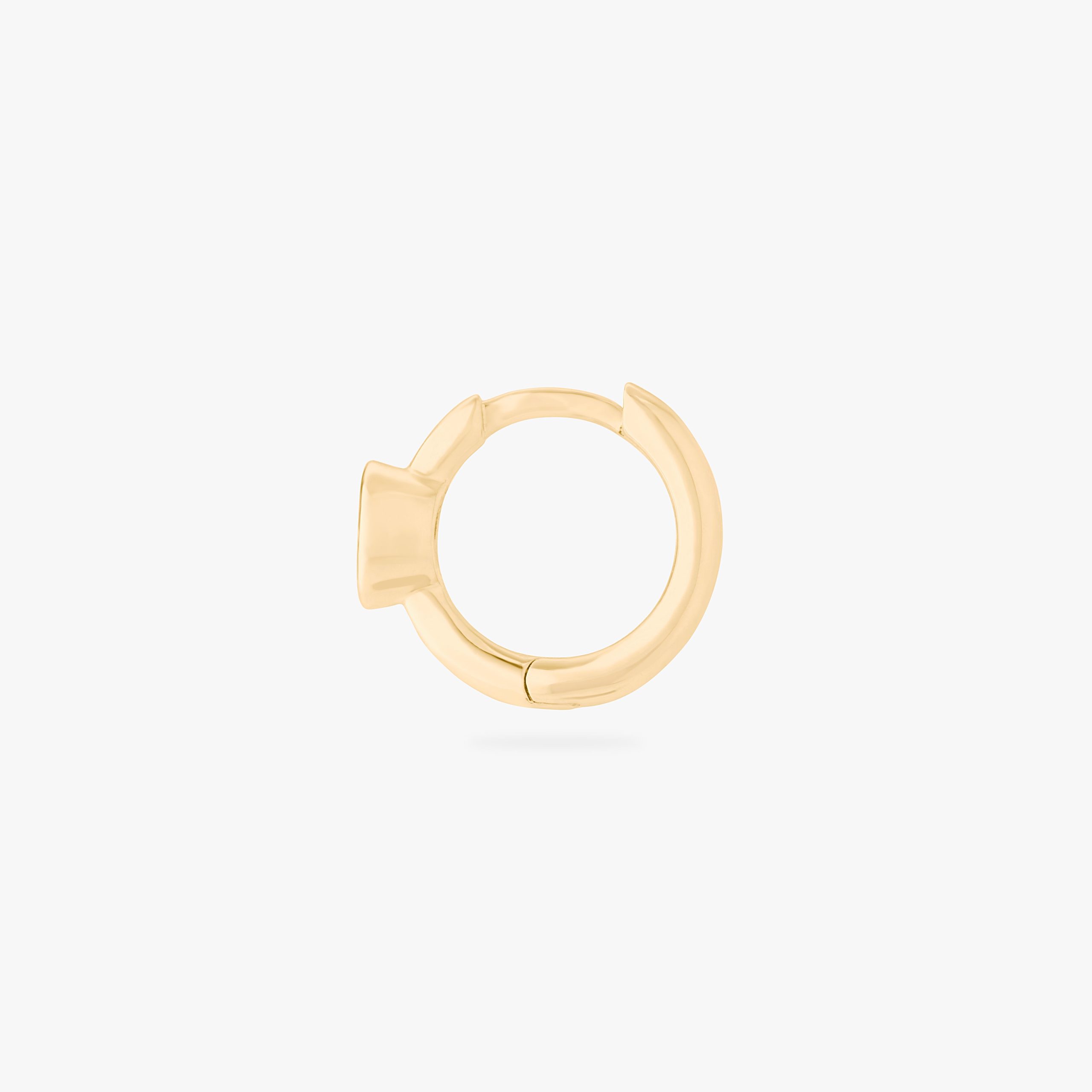 Oval Bezel Huggie - STUDS